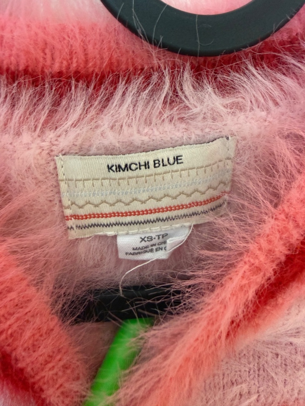 Kimchi Blue Urban Outfitters Fuzzy Heart Sweater Pink Red Crop Top XS - Picture 2 of 6
